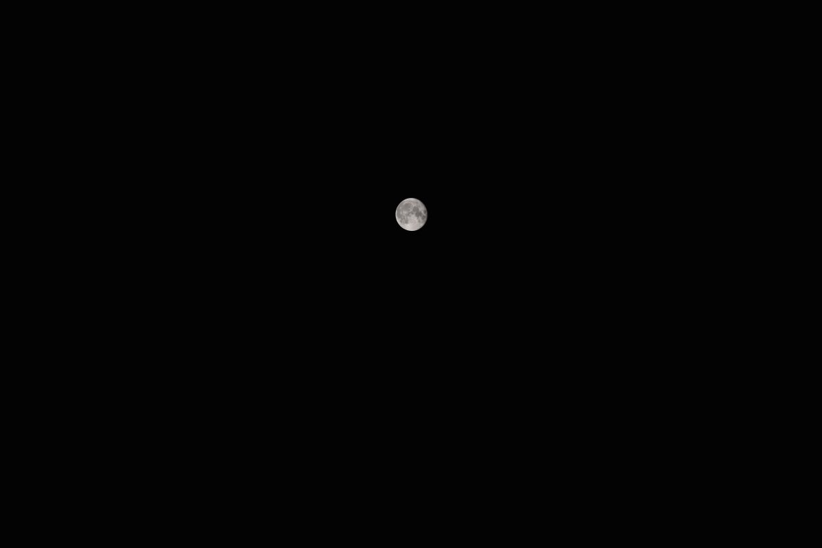 Volle maan, Maan